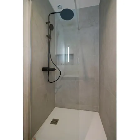 Grand Climatise Bastille - Marais * Paryż