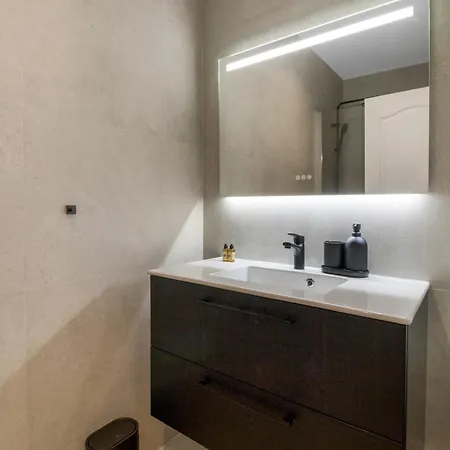 Apartament Grand Climatise Bastille - Marais *