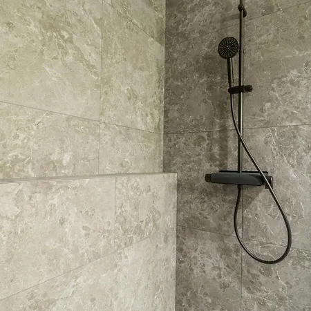 Grand Climatise Bastille - Marais Paryż